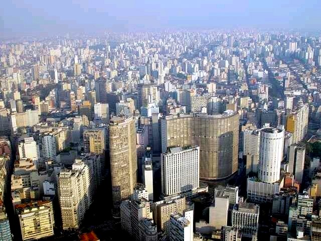 Sao Paulo By User:Jurema Oliveira (https://www.fotosedm.hpg.ig.com.br/) [see page for license], via Wikimedia Commons