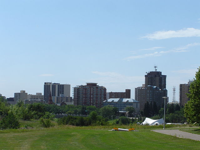 University of Saskatchewan By SriMesh (Own work) [CC BY-SA 3.0 (https://creativecommons.org/licenses/by-sa/3.0) or GFDL (http://www.gnu.org/copyleft/fdl.html)], via Wikimedia Commons
