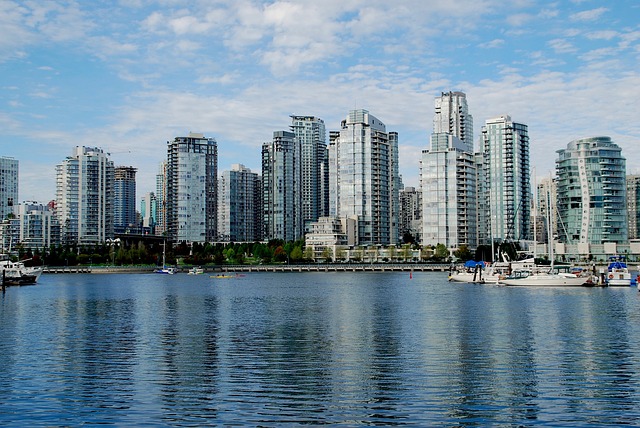 Vancouver via https://pixabay.com/en/vancouver-british-columbia-1768956/