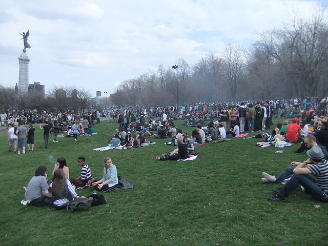 Public cannabis smoking by Bouligaaaaab [Public domain], from Wikimedia Commons