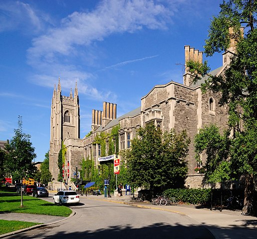 U of T Taxiarchos228 at the German language Wikipedia [FAL, GFDL (http://www.gnu.org/copyleft/fdl.html) or CC-BY-SA-3.0 (https://creativecommons.org/licenses/by-sa/3.0/)], via Wikimedia Commons