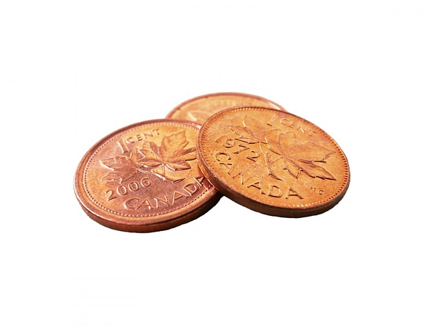 Pennies via https://pixabay.com/photos/penny-pennies-coins-coin-money-164543/